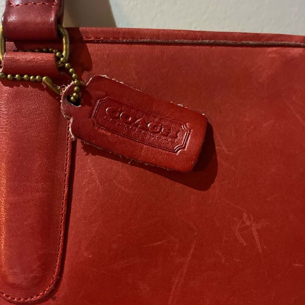Vintage Coach Red Leather Slim Handle Clutch Bag - Picture 4 of 7